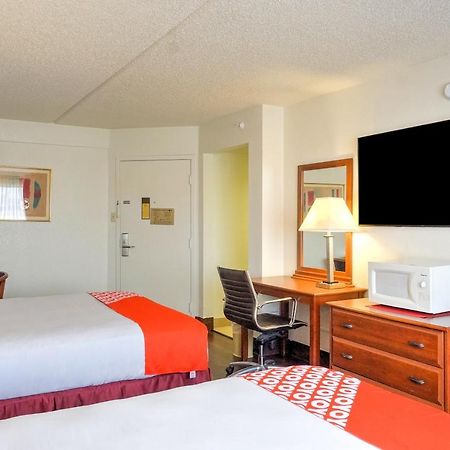 Oyo Hotel Austin Street Giddings Exterior foto